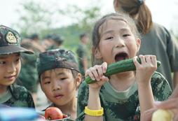 夏令營摒棄傳統(tǒng)枯燥軍訓模式