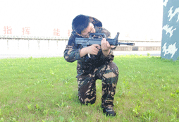 軍事化訓(xùn)練，培養(yǎng)人才