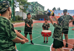 一起做趣味活動