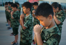 中國121軍事夏令營的課程內(nèi)容有什么？