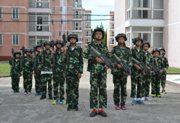 兒童參加中國121軍事夏令營應(yīng)注意什么？