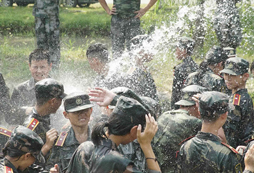 孩子抗壓能力差可以參加中國121軍事夏令營嗎？