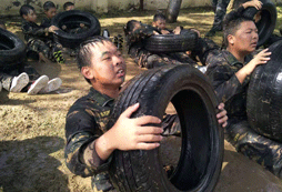 中國121軍事夏令營打造孩子軍人品質(zhì)