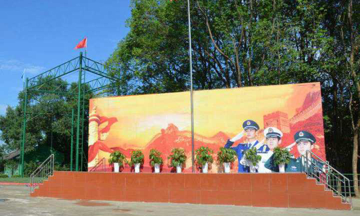 營(yíng)地升旗臺(tái)