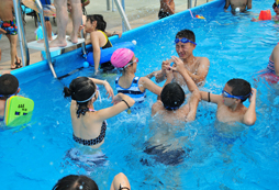軍事夏令營