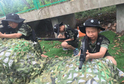 火力壓制