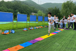 指壓板跑步比賽