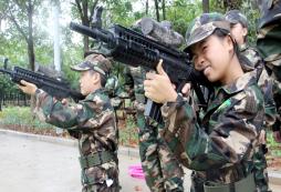 暑期參加安徽軍事訓(xùn)練營(yíng)安全嗎？
