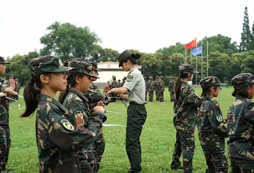 報(bào)名安徽哪家軍事夏令營(yíng)好