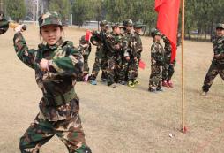 安徽軍事夏令營給你一種新的軍營體驗