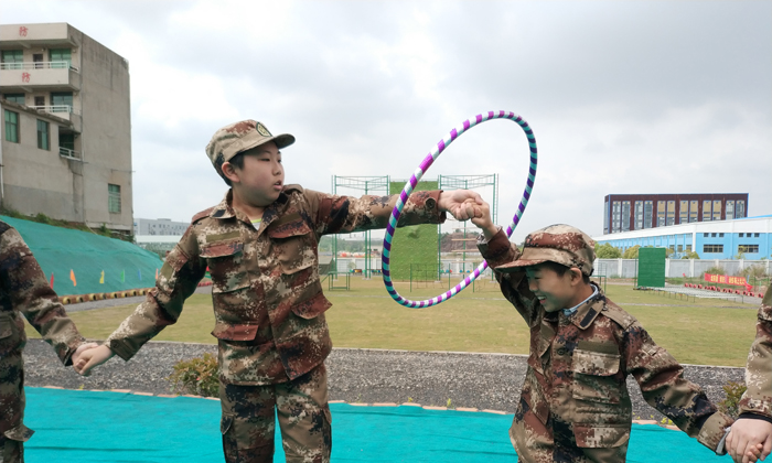 安徽軍事夏令營(yíng)