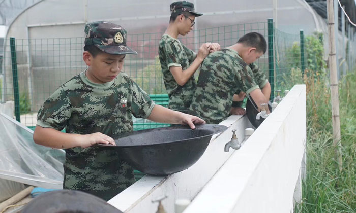 馬鞍山6到10歲兒童軍訓(xùn)夏令營
