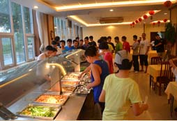 北京夏令營保障孩子暑期膳食平衡