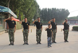 北京軍事夏令營可以讓孩子學會感恩嗎？