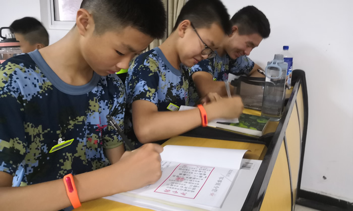 北京青少年軍事訓(xùn)練營怎么樣