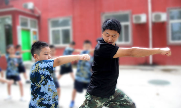 北京中學(xué)生軍事夏令營多少錢