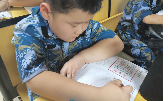 北京西點(diǎn)軍事夏令營收費(fèi)