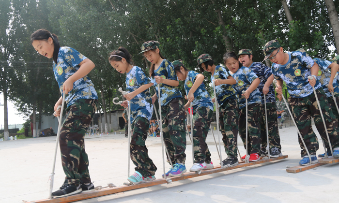 2019國慶軍旅標(biāo)題圖片2.jpg