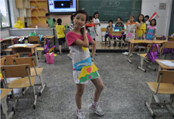 北京小學生夏令營幫助怎樣孩子提高英語聽力能力?