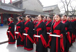 北京夏令營讓孩子學(xué)會自我激勵