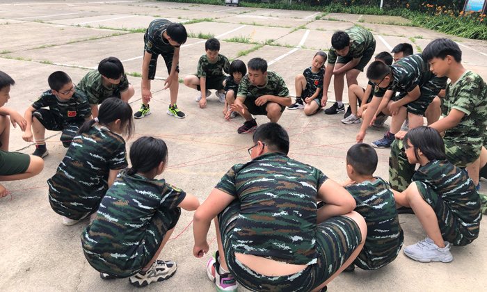 北京小學(xué)生軍事夏令營(yíng)