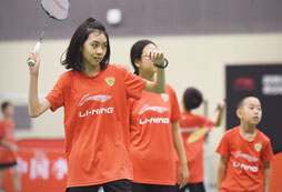 北京有哪些適合青少年參加的羽毛球夏令營？