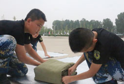 小學(xué)生參加北京周邊哪家軍事夏令營(yíng)比較好？