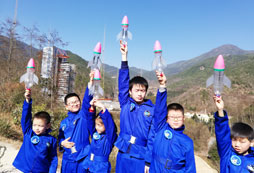 北京航空夏令營(yíng)對(duì)孩子有哪些幫助呢？