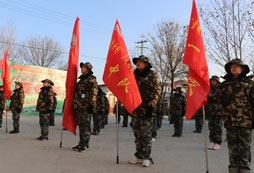 北京軍事夏令營(yíng)讓青少年養(yǎng)成好習(xí)慣！