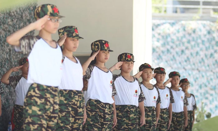 參加過北京軍事夏令營的孩子強在哪里