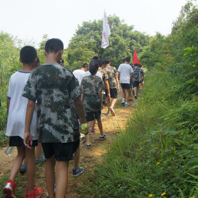 畢節(jié)軍事夏令營幫助小學(xué)生六大提高