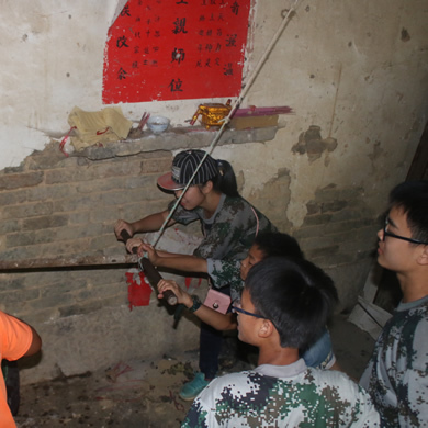 畢節(jié)軍事主題夏令營火爆的原因是什么？