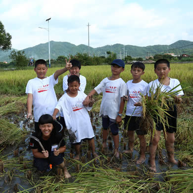 在畢節(jié)軍事夏令營讓孩子感受作為一名軍人的魅力