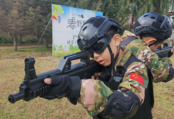 兵鋒教育夏令營讓孩子收獲軍人品質(zhì)