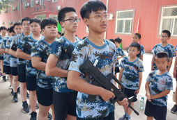軍姿訓練