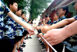 北京西點(diǎn)軍事夏令營讓孩子收獲滿滿！