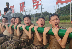 搏燃少年軍事訓(xùn)練營(yíng)培養(yǎng)孩子的學(xué)習(xí)能力