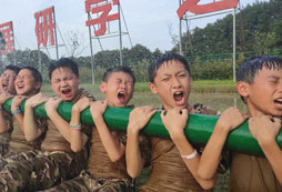 搏燃少年軍事訓練營的報名須知有哪些