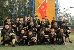 八一軍事夏令營保障孩子的訓(xùn)練安全