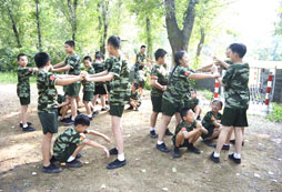 長(zhǎng)春軍事夏令營(yíng)課程特色有哪些