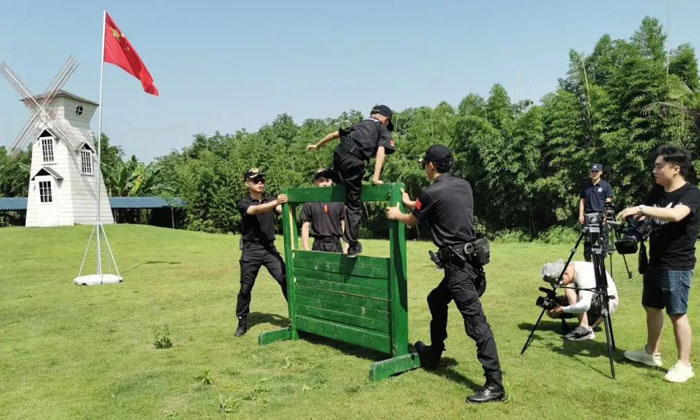 長春軍事拓展夏令營.jpg