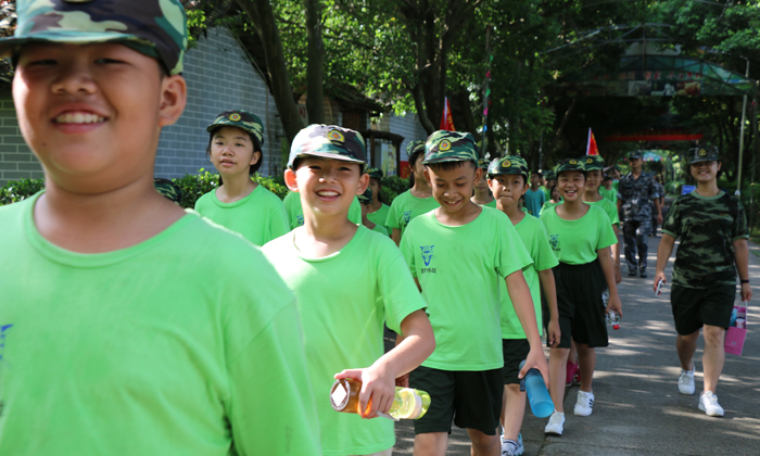 常德軍事夏令營(yíng)幫孩子養(yǎng)成良好作息習(xí)慣！
