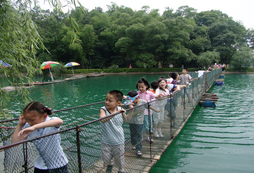 長(zhǎng)沙石燕湖拓展訓(xùn)練基地