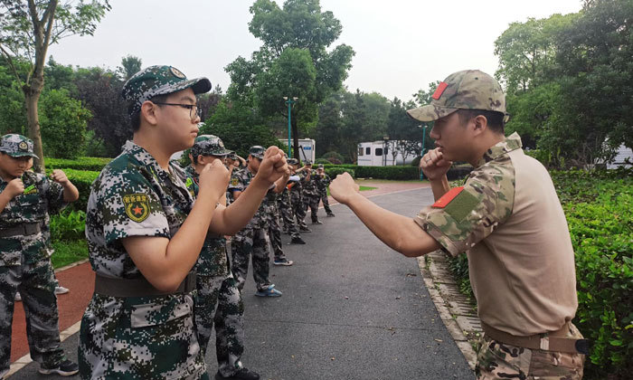 常州軍事夏令營費(fèi)用