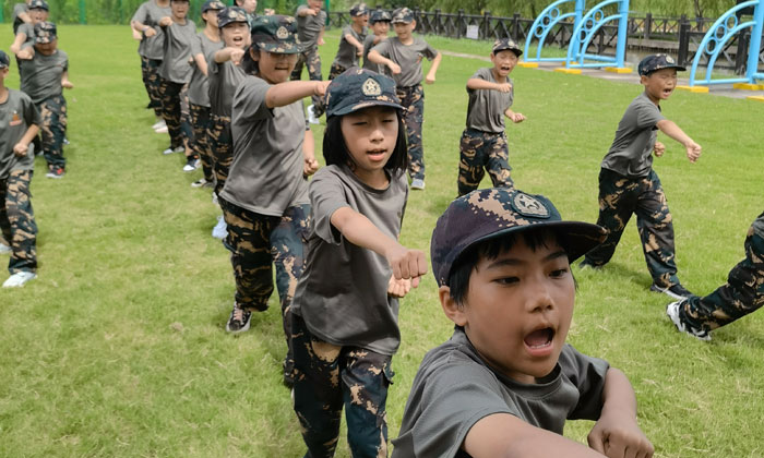 戎拓軍事夏令營