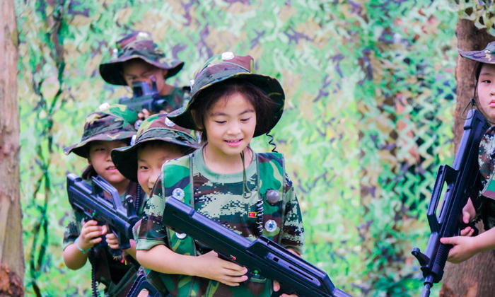成都哪里有軍事夏令營活動