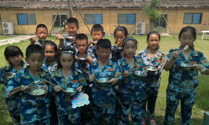 暑期參加成都軍事夏令營的報名條件是什么？.jpg