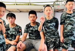 專業(yè)的成都軍事夏令營為孩子提供最安全的保障？
