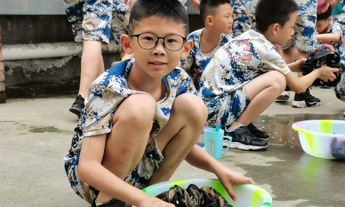 成都軍訓夏令營價格是多少