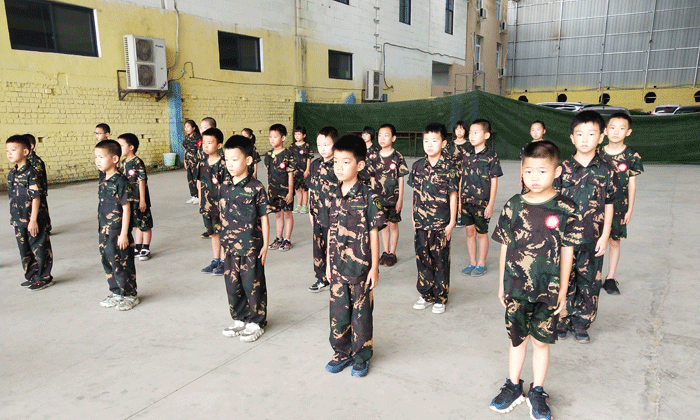 小學(xué)生軍事夏令營(yíng)在哪里
